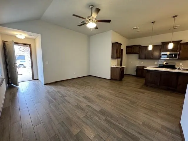 Photo 5 — 2417 Northcreek Lane, Oklahoma City, OK 73128