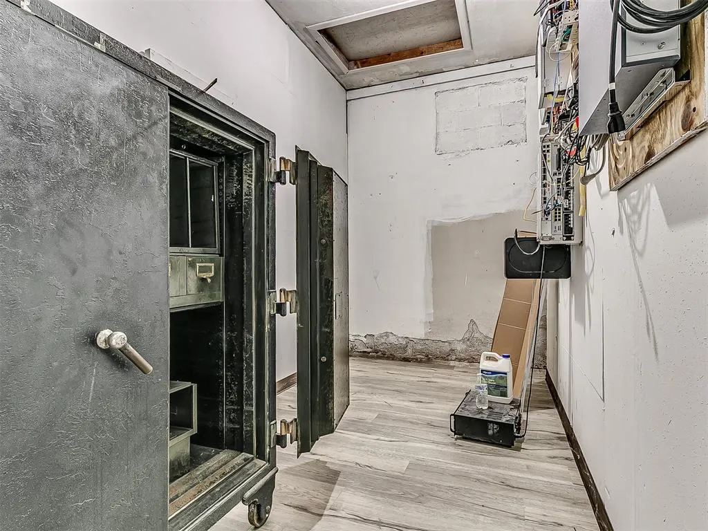Photo 15 — 712 E Highland Street, Shawnee, OK 74801