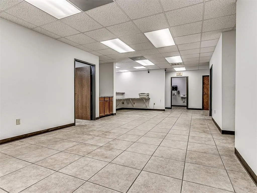 Photo 19 — 712 E Highland Street, Shawnee, OK 74801