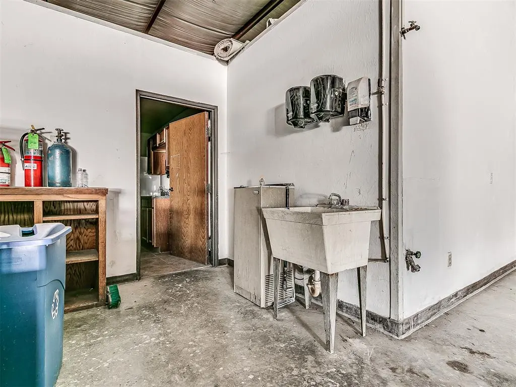 Photo 22 — 712 E Highland Street, Shawnee, OK 74801