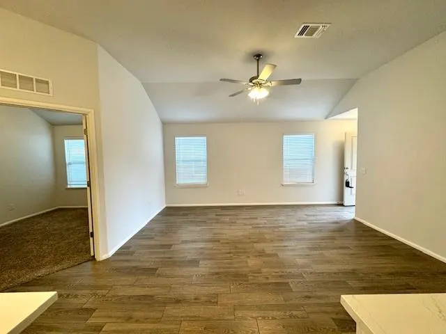 Photo 4 — 9625 SW 23rd Street, Oklahoma City, OK 73128