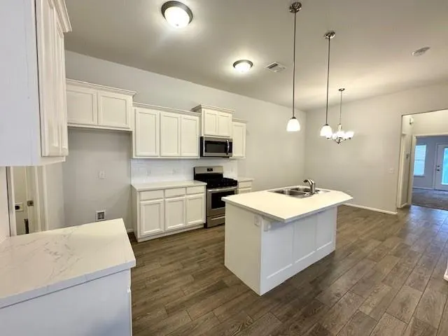 Photo 6 — 9625 SW 23rd Street, Oklahoma City, OK 73128
