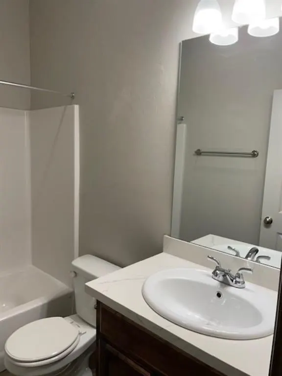 Photo 18 — 2428 Northcreek Street, Oklahoma City, OK 73128