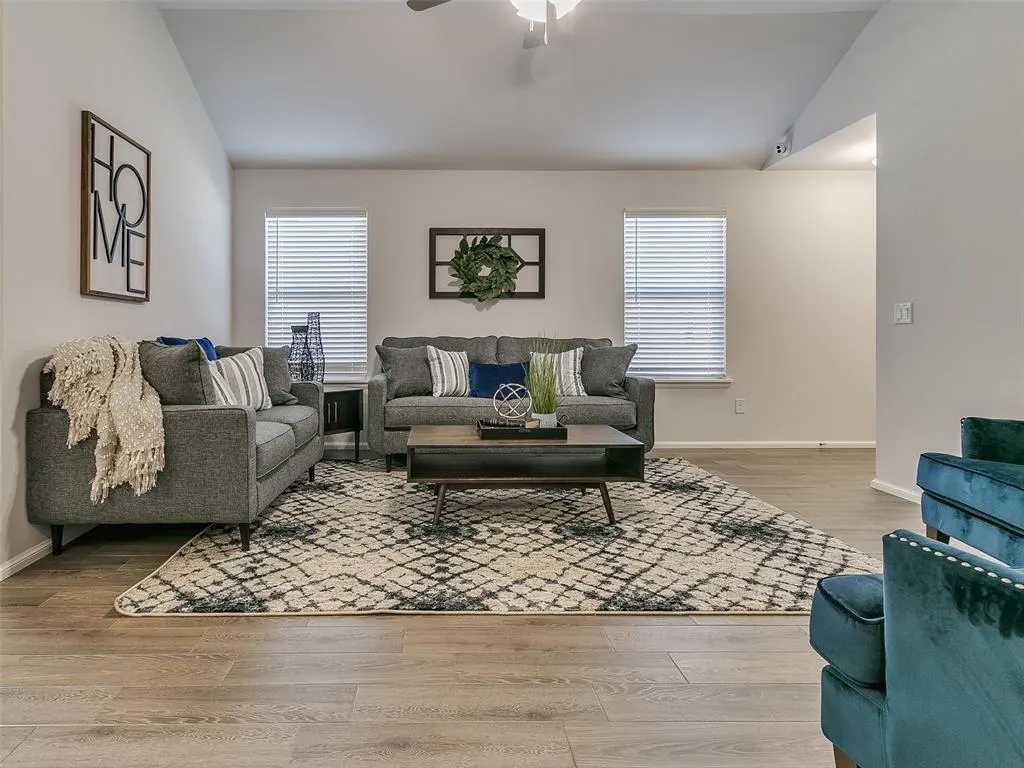 Photo 2 — 2429 Northcreek Lane, Oklahoma City, OK 73128