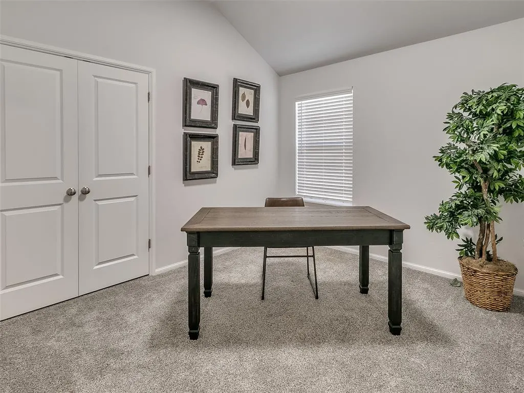 Photo 15 — 2429 Northcreek Lane, Oklahoma City, OK 73128