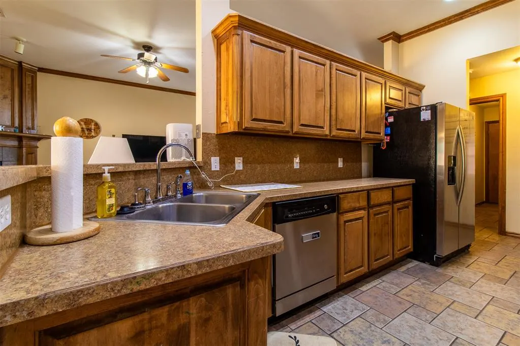 Photo 14 — 1808 January Place, Moore, OK 73160
