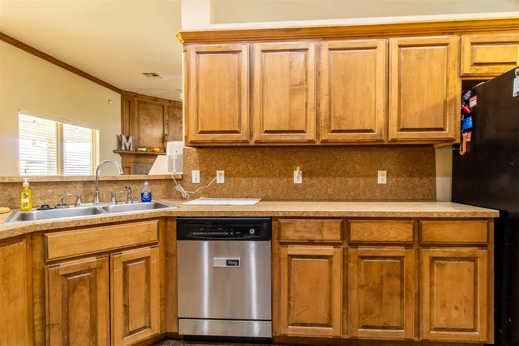 Photo 15 — 1808 January Place, Moore, OK 73160