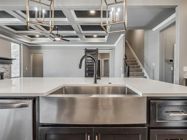 Photo 6 — 803 NE 33rd Street, Moore, OK 73160