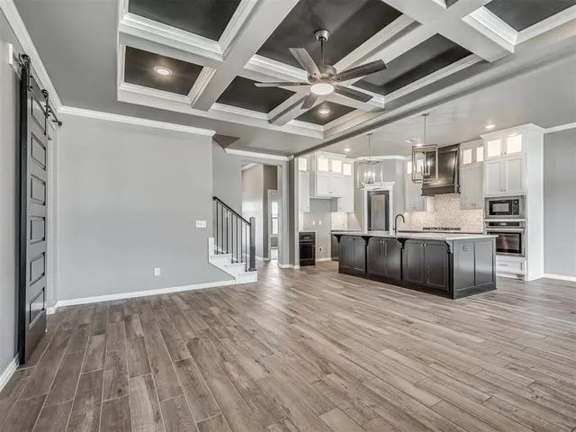 Photo 8 — 803 NE 33rd Street, Moore, OK 73160