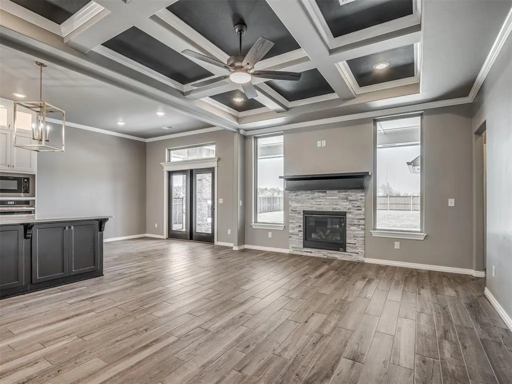 Photo 11 — 803 NE 33rd Street, Moore, OK 73160