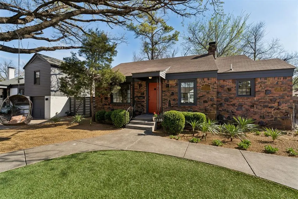 Photo 3 — 1116 Woodlawn Place, Oklahoma City, OK 73118