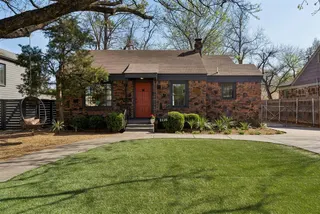 Sold home at 1116 Woodlawn Place