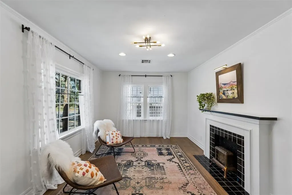 Photo 9 — 1116 Woodlawn Place, Oklahoma City, OK 73118