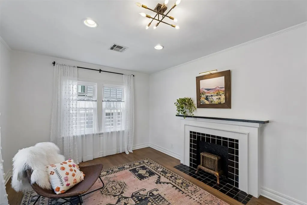 Photo 10 — 1116 Woodlawn Place, Oklahoma City, OK 73118