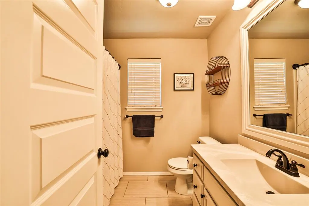 Photo 28 — 2412 SW 136th Street, Oklahoma City, OK 73170