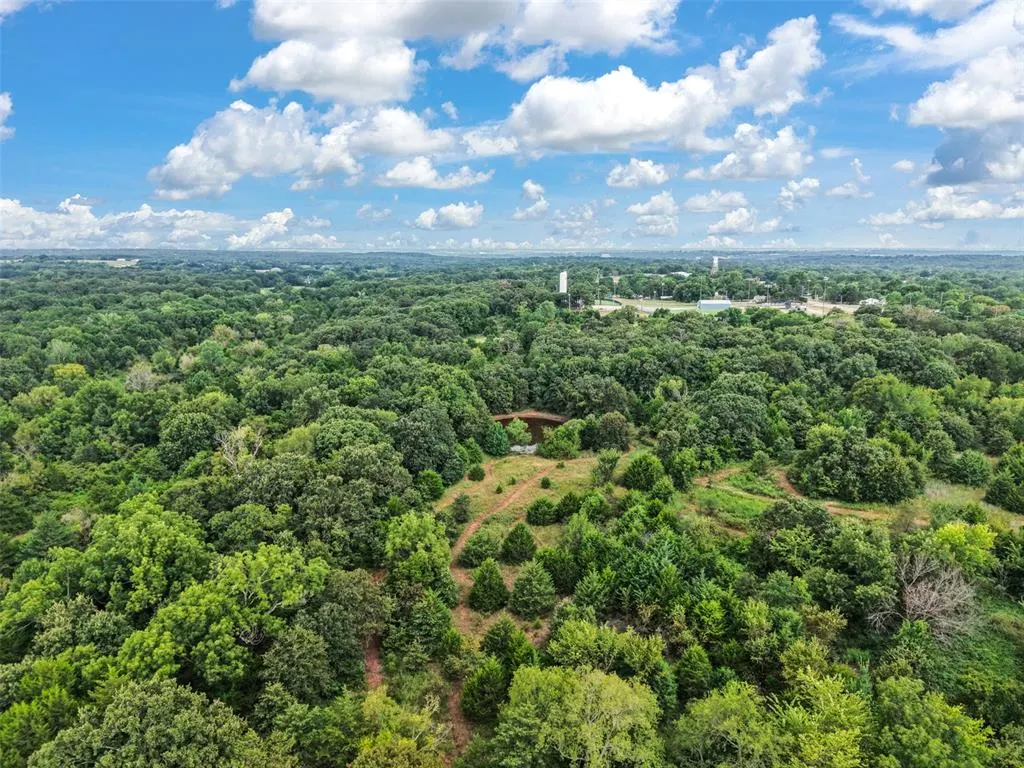 Photo 2 — 41587 Skelly Road, Asher, OK 74826
