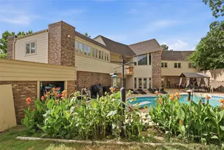 Sold home at 1700 Augusta Drive