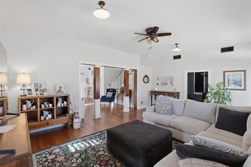Photo 9 — 420 E Main Street, Stroud, OK 74079