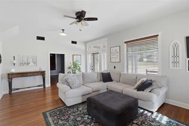 Photo 6 — 420 E Main Street, Stroud, OK 74079