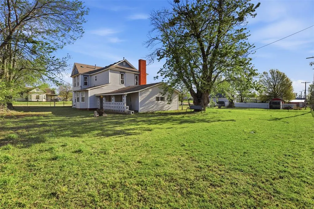 Photo 24 — 420 E Main Street, Stroud, OK 74079