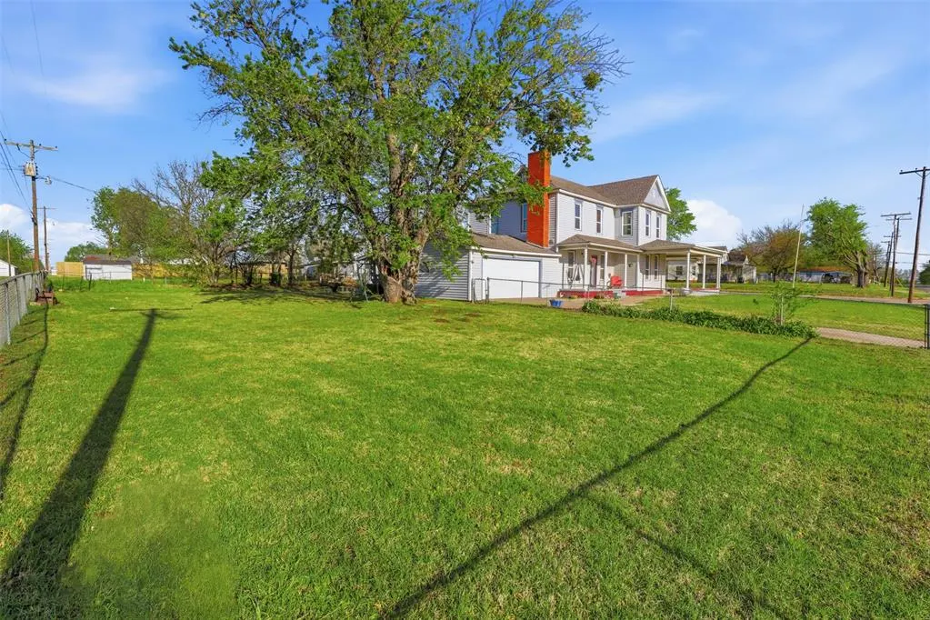Photo 25 — 420 E Main Street, Stroud, OK 74079