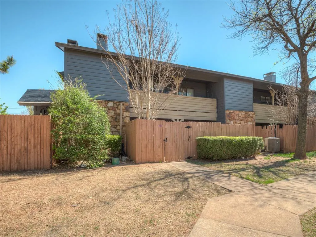 Photo 2 — 14309 N Pennsylvania Avenue 9E, Oklahoma City, OK 73134