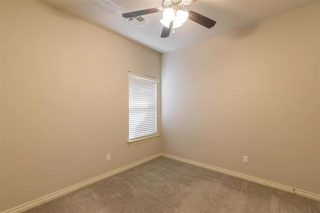 Photo 14 — 1018 SW 92nd Street, Oklahoma City, OK 73139