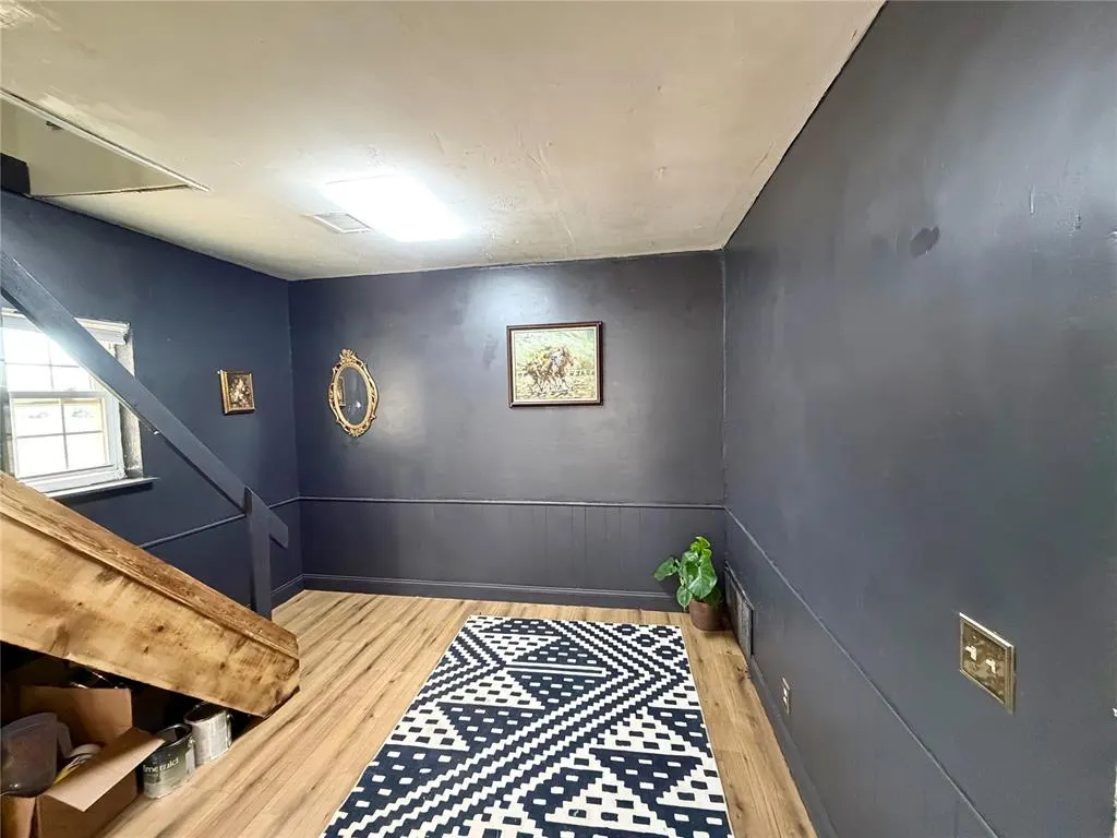 Photo 9 — 408 S 5th Street, Hammon, OK 73650