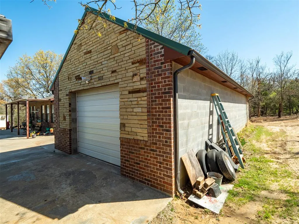 Photo 43 — 115465 S 4302 Road, Porum, OK 74455