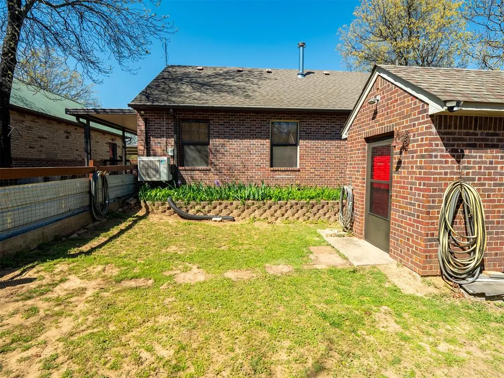 Photo 12 — 115465 S 4302 Road, Porum, OK 74455