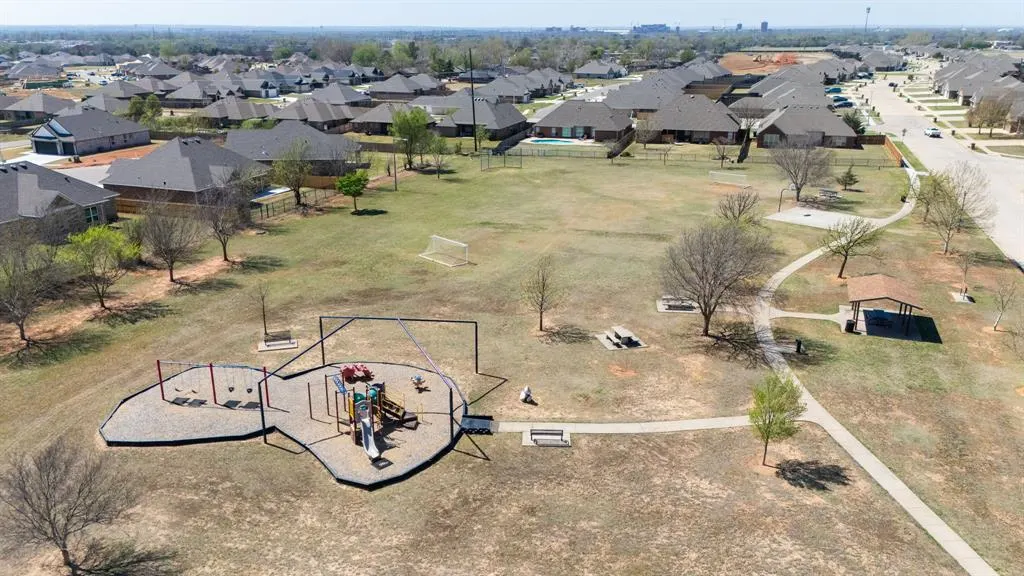 Photo 47 — 425 Summit Hill Road, Norman, OK 73071