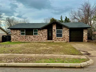 Sold home at 509 Meadowlake Drive