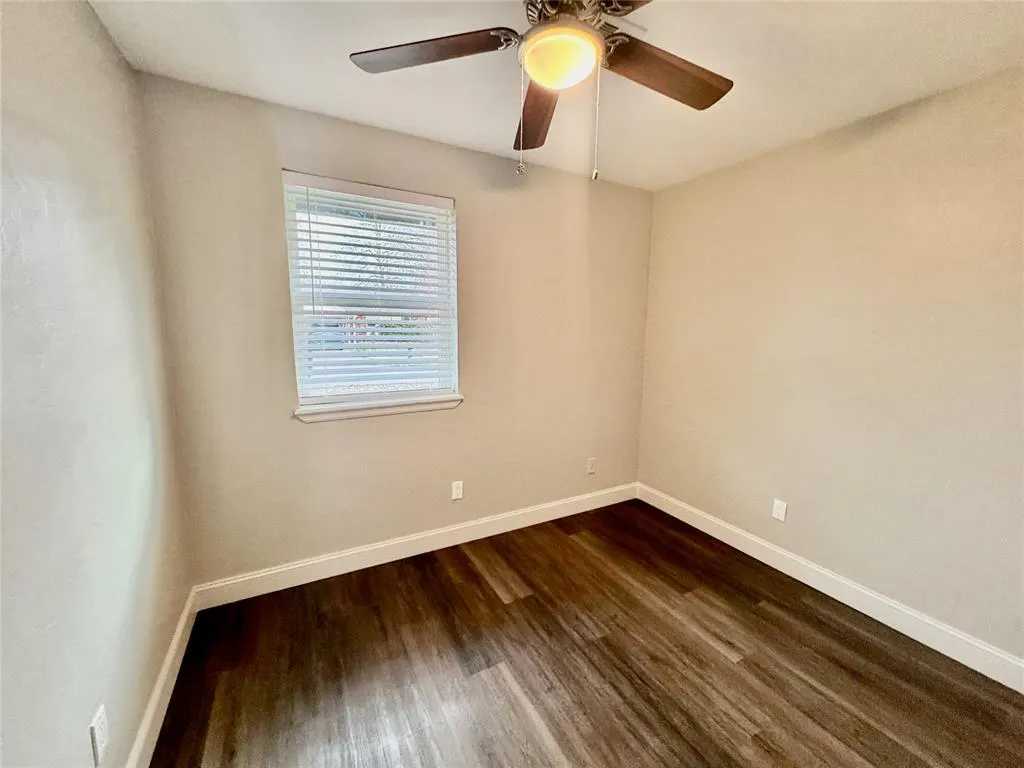 Photo 13 — 509 Meadowlake Drive, Noble, OK 73068