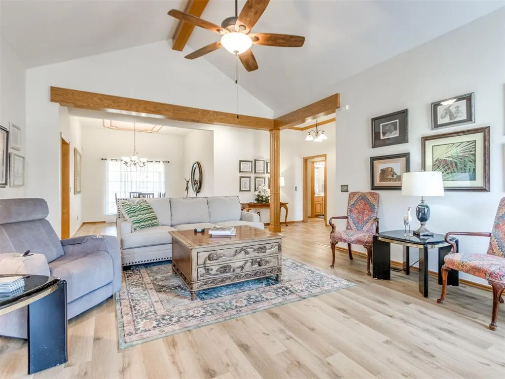 Photo 6 — 1424 Jamestown, Edmond, OK 73003