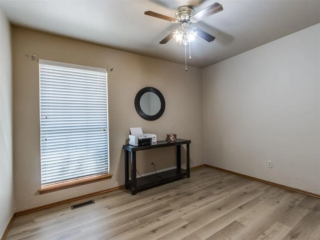 Photo 17 — 1424 Jamestown, Edmond, OK 73003