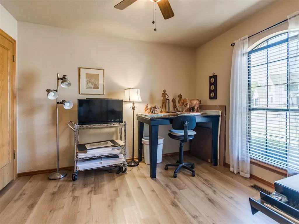 Photo 18 — 1424 Jamestown, Edmond, OK 73003