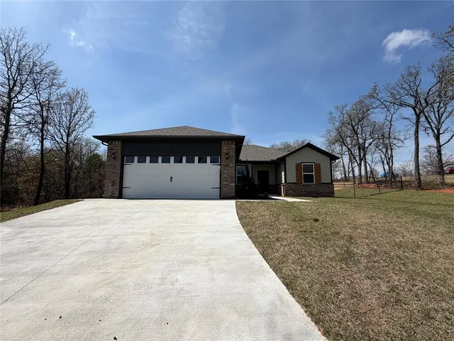 Photo 2 — 16661 Jigsaw Junction, Newalla, OK 74857