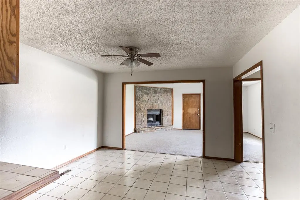 Photo 5 — 12520 Abbotts Way, Oklahoma City, OK 73142