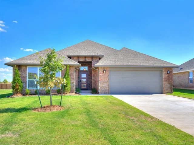 Front exterior — 12600 NW 137th Street, Piedmont, OK 73078