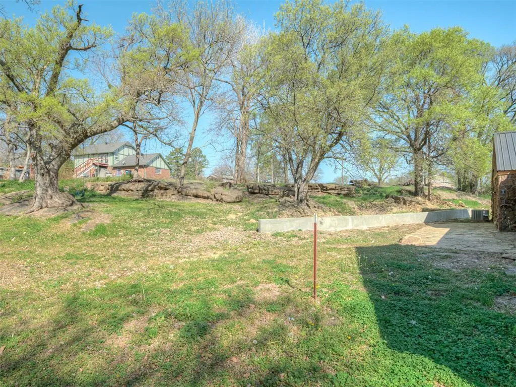 Photo 37 — 915 Hidden Lake Drive, Seminole, OK 74868