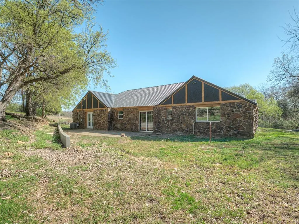 Photo 38 — 915 Hidden Lake Drive, Seminole, OK 74868