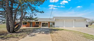 Sold home at 210 Chickasha Avenue