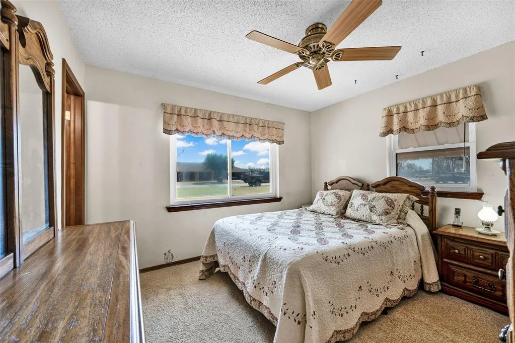 Photo 19 — 210 Chickasha Avenue, Amber, OK 73004
