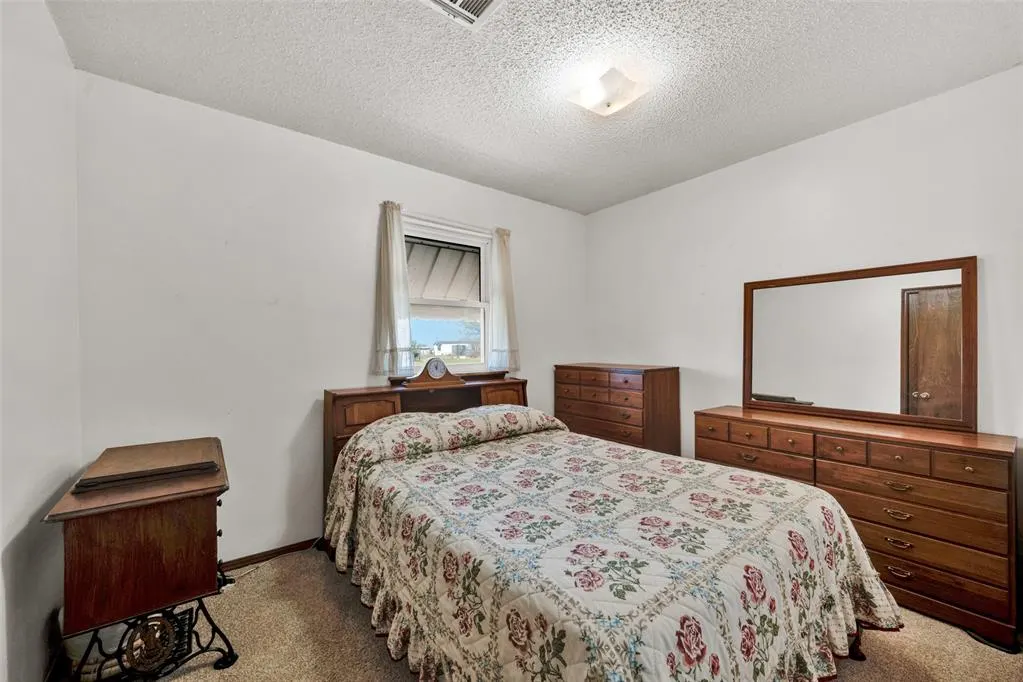 Photo 22 — 210 Chickasha Avenue, Amber, OK 73004