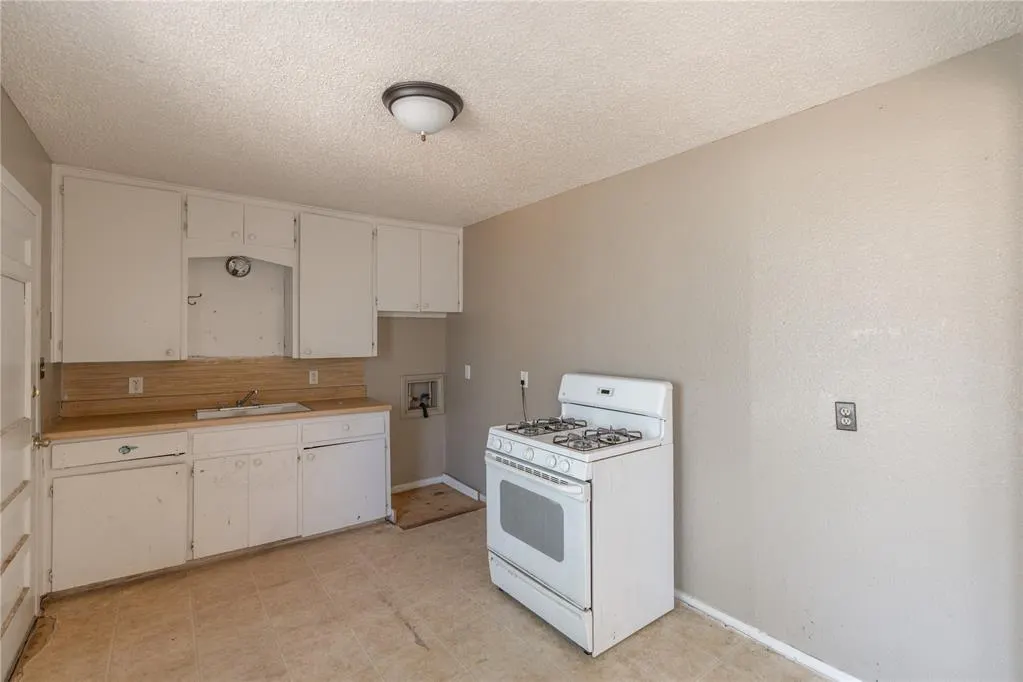 Photo 10 — 3305 SE 21st Street, Oklahoma City, OK 73115