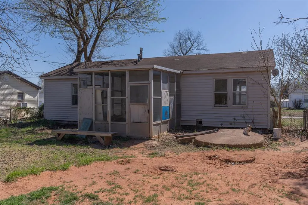 Photo 18 — 3305 SE 21st Street, Oklahoma City, OK 73115
