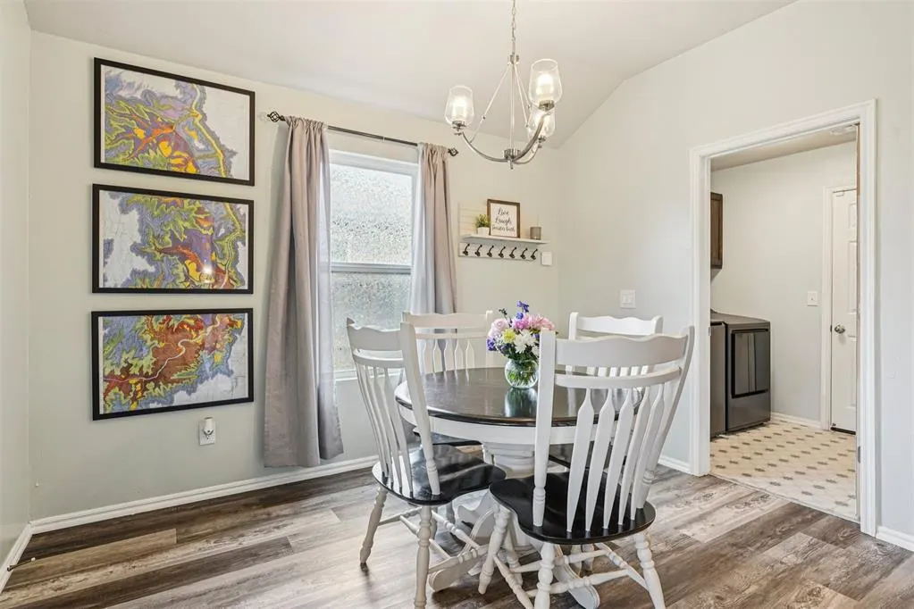 Photo 9 — 1905 Mason Lane, Oklahoma City, OK 73127
