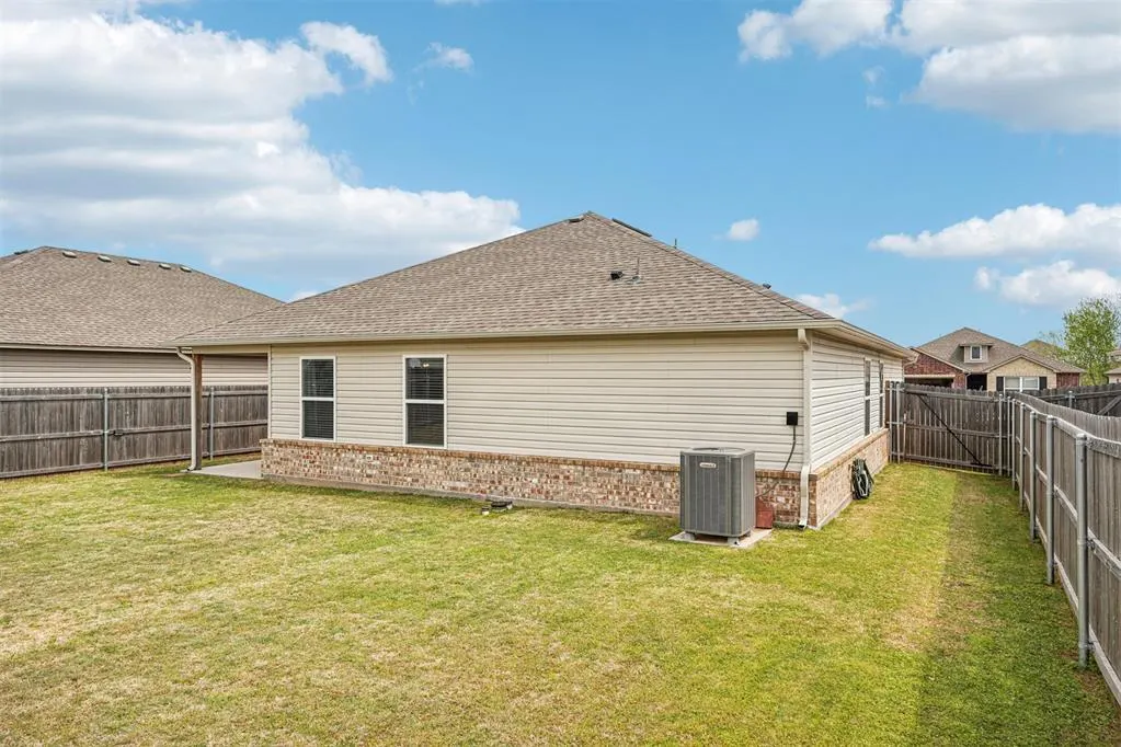 Photo 27 — 1905 Mason Lane, Oklahoma City, OK 73127