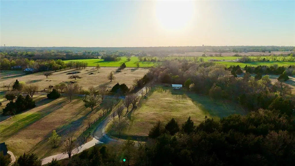 Photo 4 — 1 Horseshoe Bend Road, Oklahoma City, OK 73169