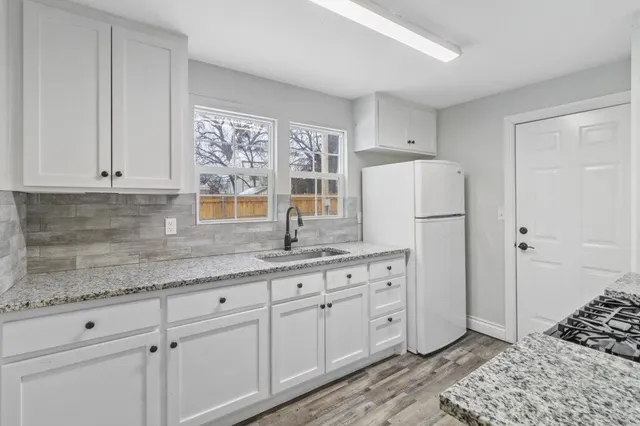 Photo 6 — 2321 NW 33rd Street, Oklahoma City, OK 73112
